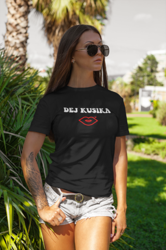 lady-black-DEJ KUSIKA