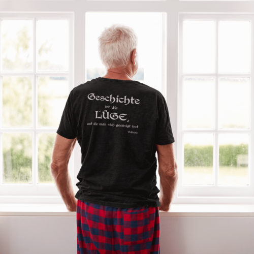 man-black-Geschichte ist die Lüge-Tshirt-black